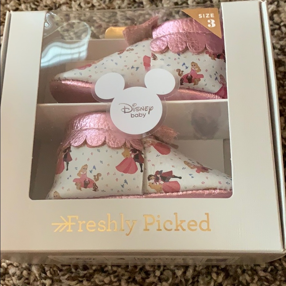 Freshly picked size 3 sleeping beauty mocs